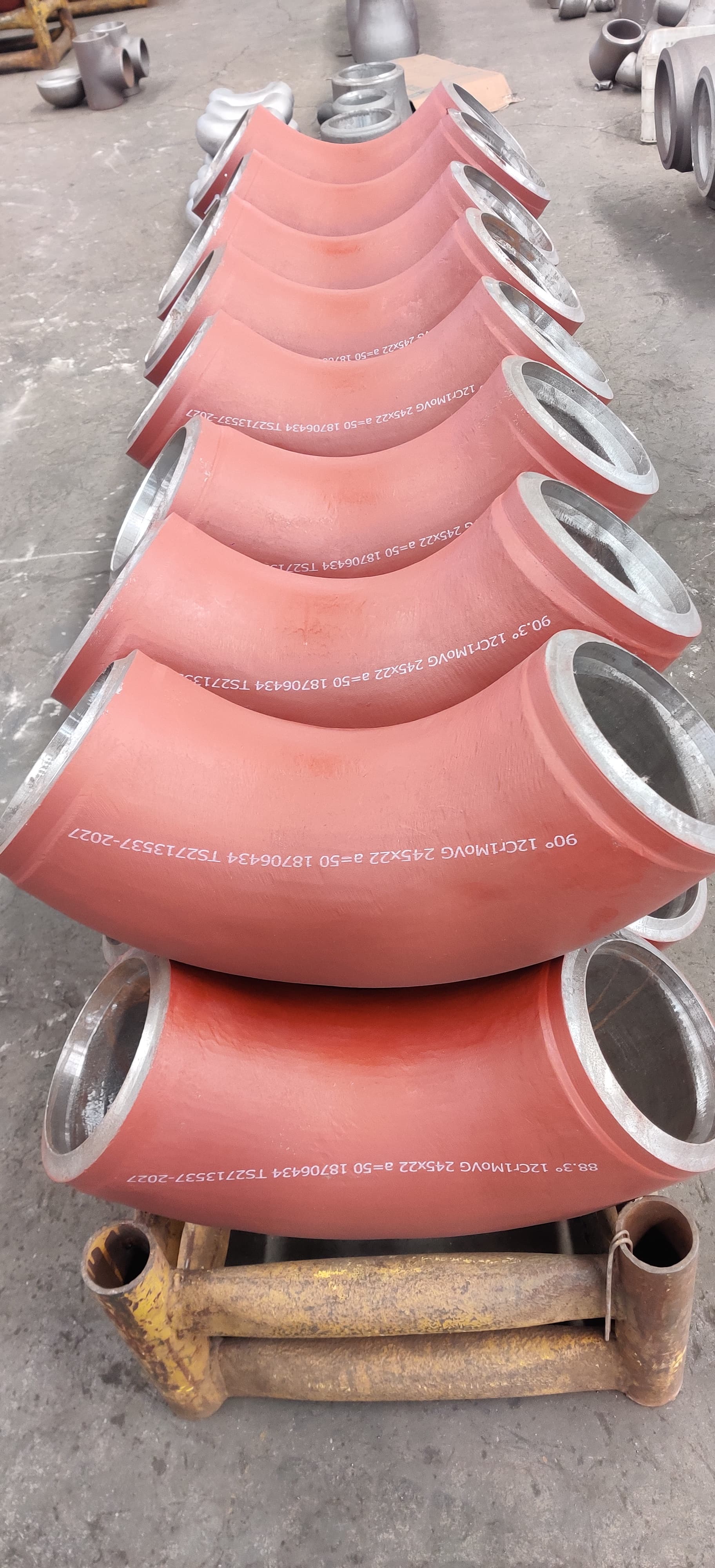 Industrial pipe bending equipment